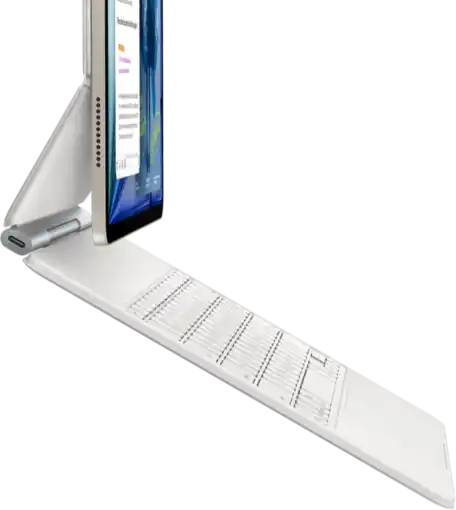 iPad Air, Farbe Polarstern, befestigt am Magic Keyboard, Weiß, Seitenansicht