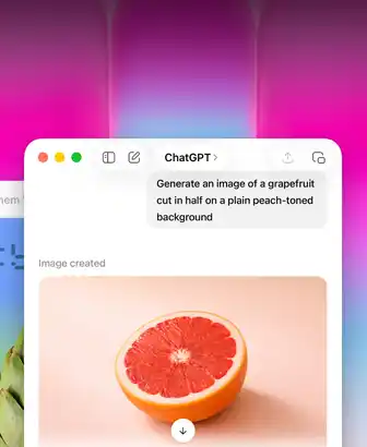 MacBook Neo Display, ein Bild von einer Grapefruit wird mit ChatGPT erstellt, das zweite Fenster zeigt in Keynote ein Bild von einer Artischocke mit einem Farbverlauf im Hintergrund